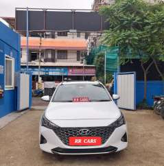 Hyundai Verna 1.5 SX AT